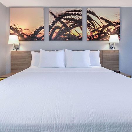 Days Inn Greenville MS Extérieur photo