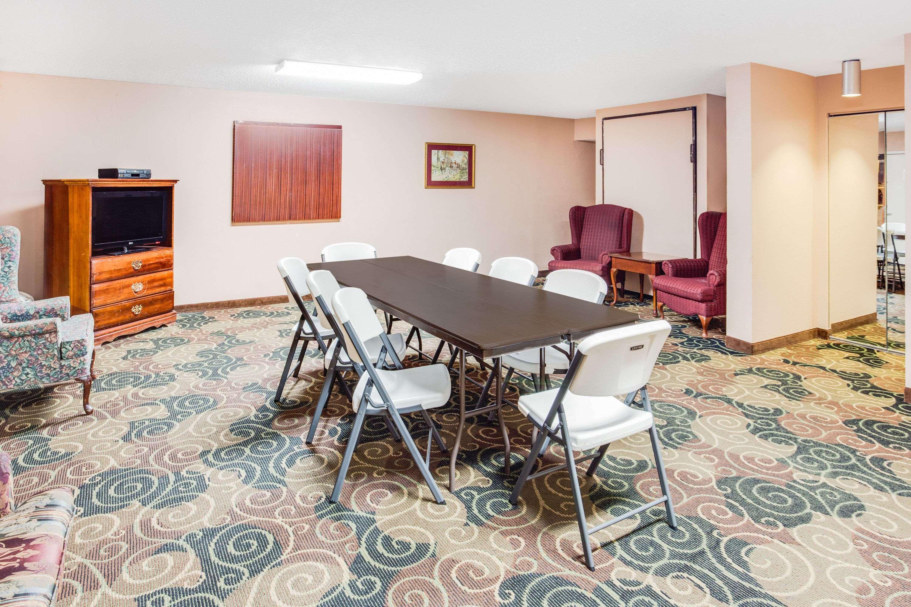 Days Inn Greenville MS Extérieur photo