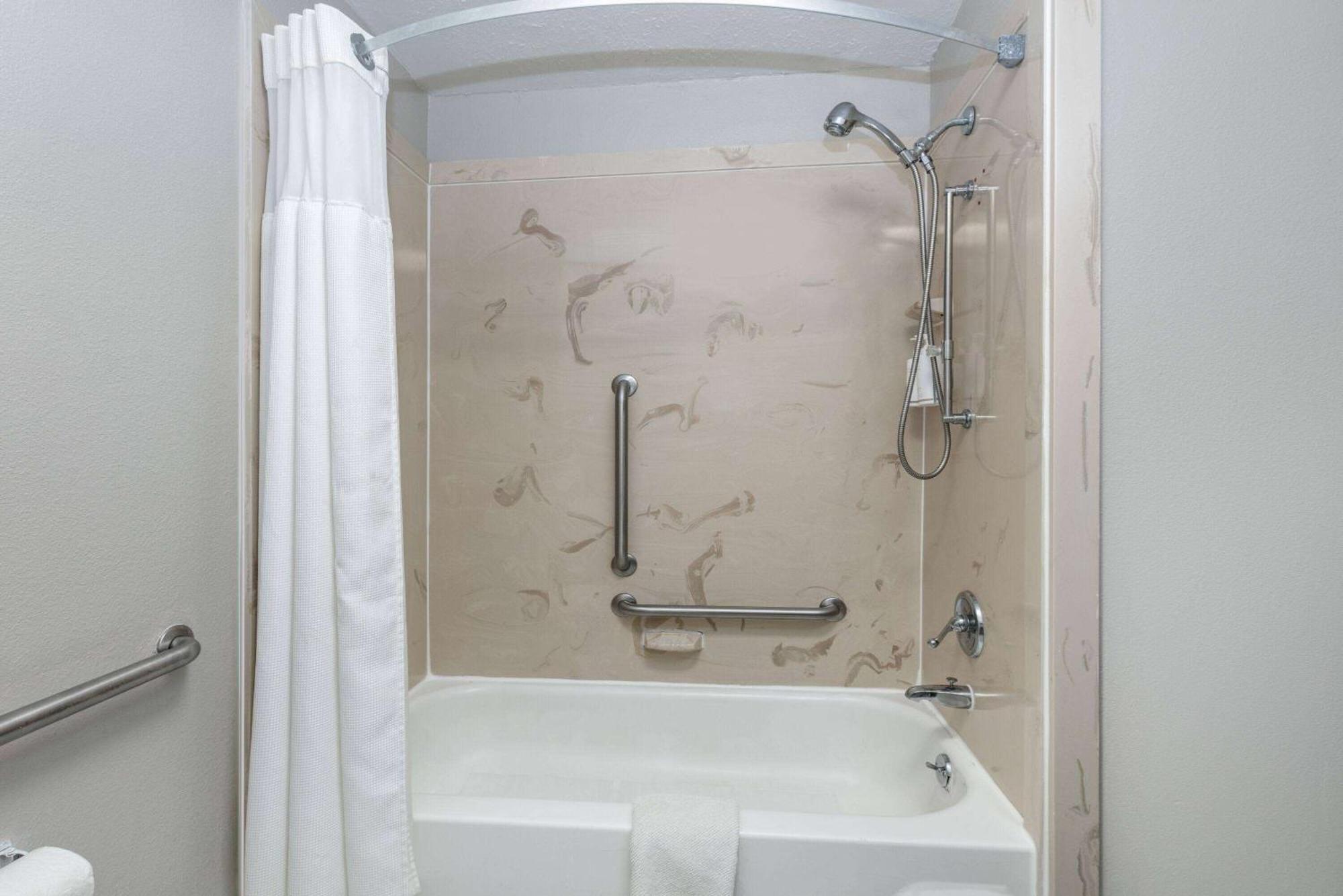 Days Inn Greenville MS Extérieur photo