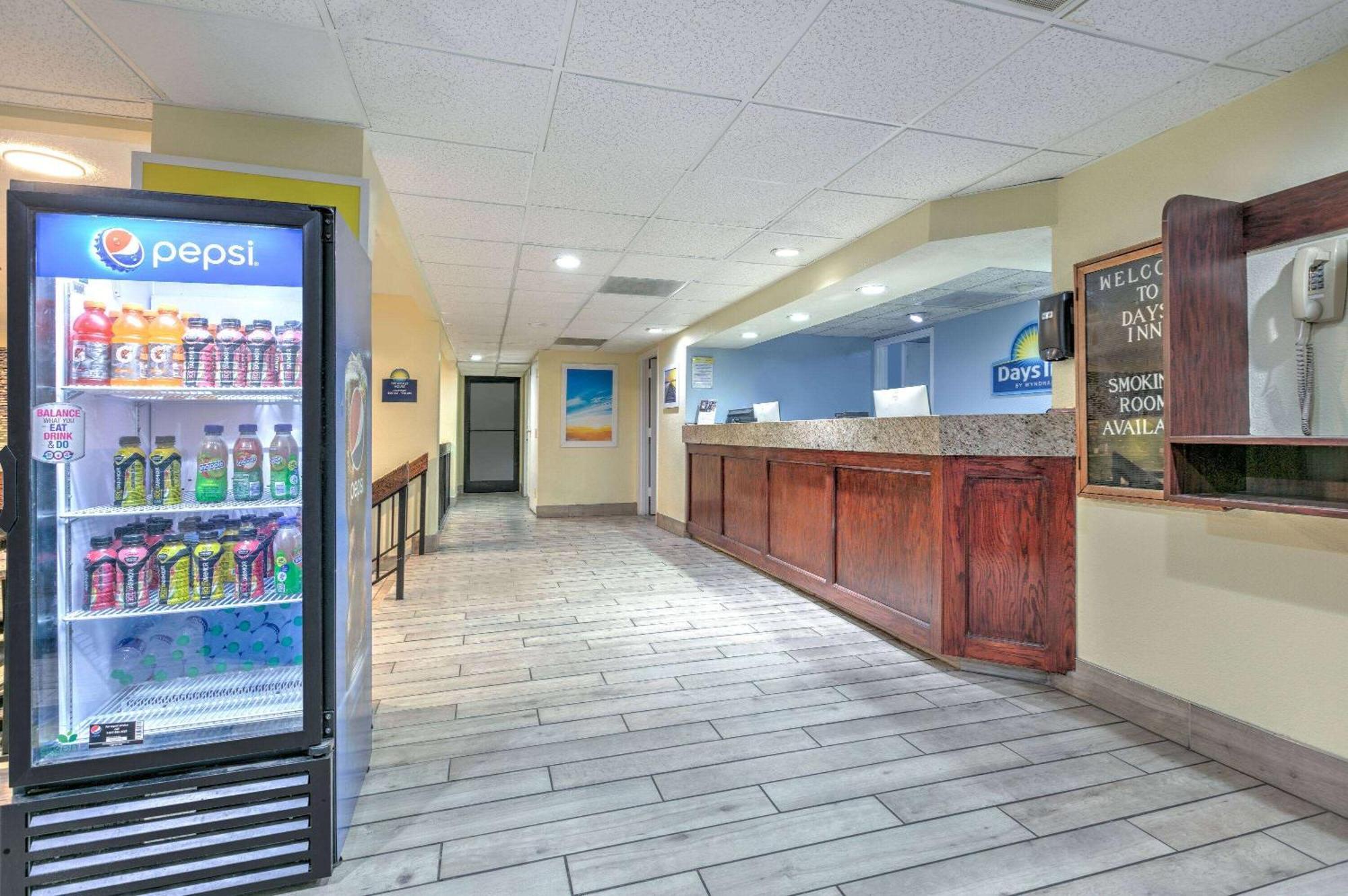 Days Inn Greenville MS Extérieur photo
